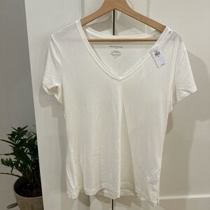 Banana Republic Cream V-Neck Tee